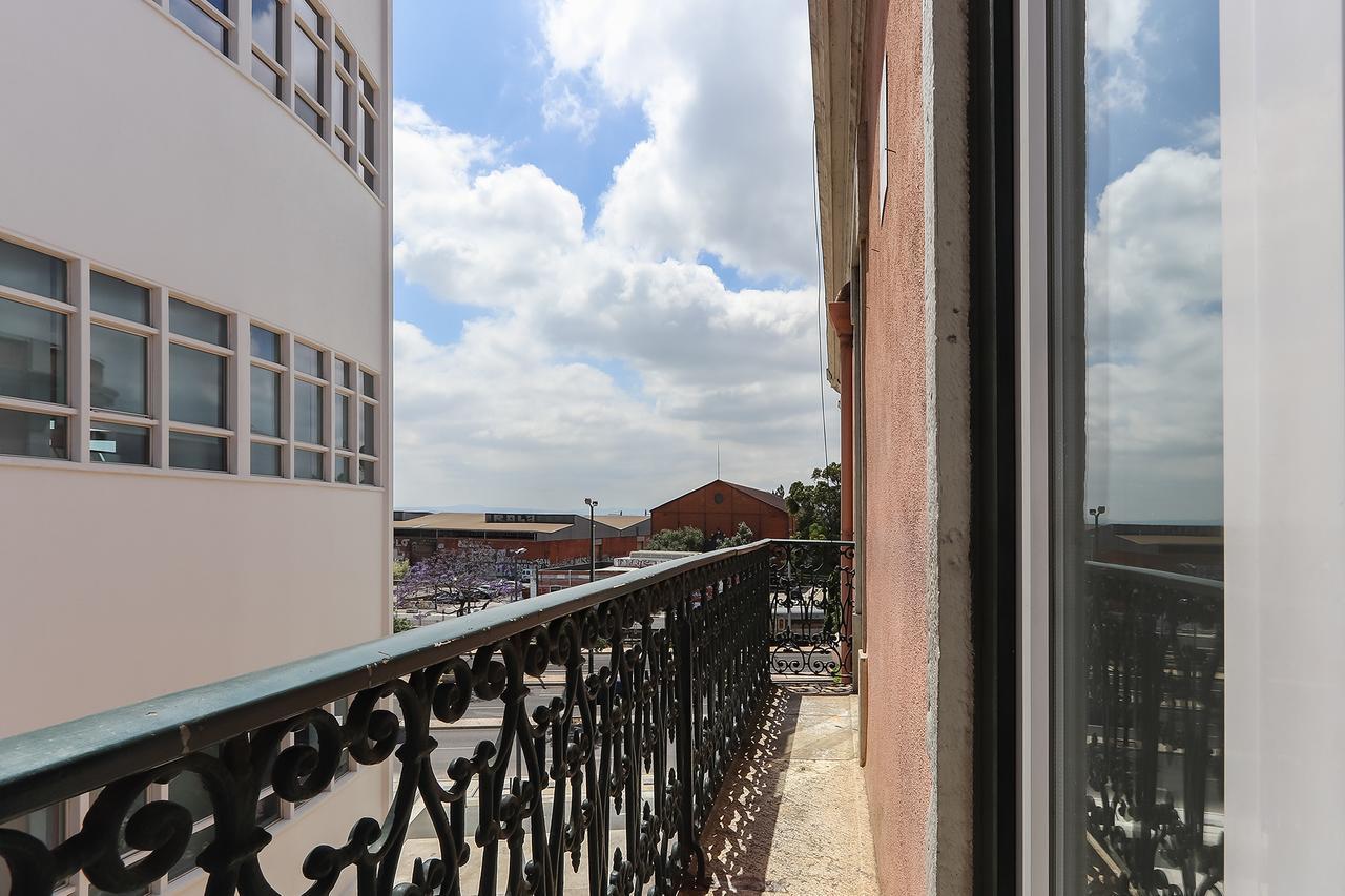 Kab+1 Hostel Lisboa Ngoại thất bức ảnh